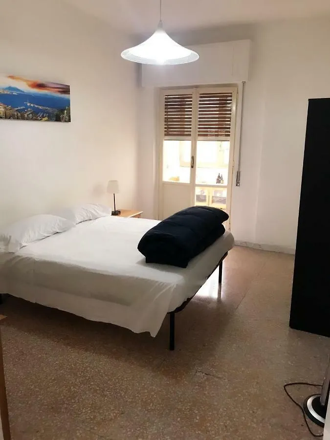 Bilocale Via Nardones Daire Napoli 0*,  İtalya